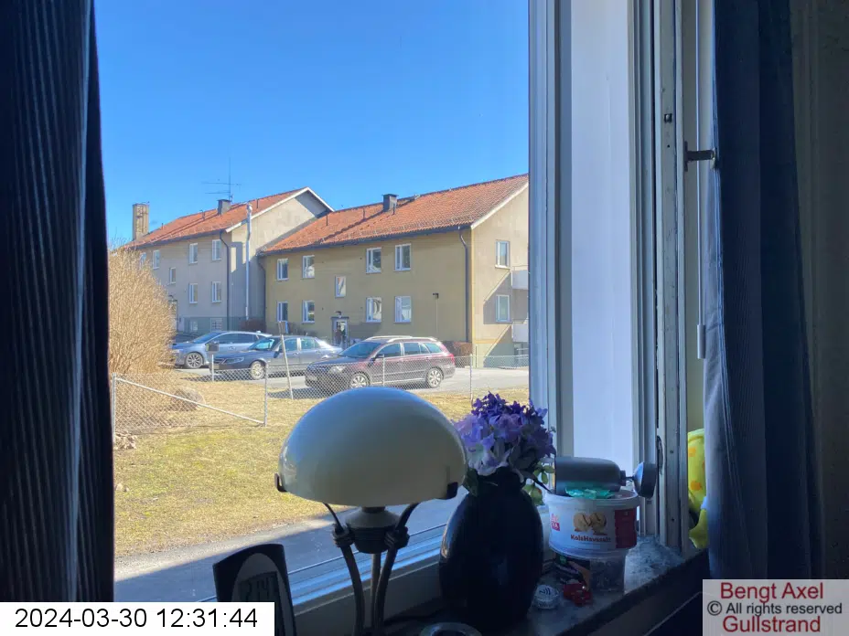 Utsikt från ett fönster innan april...